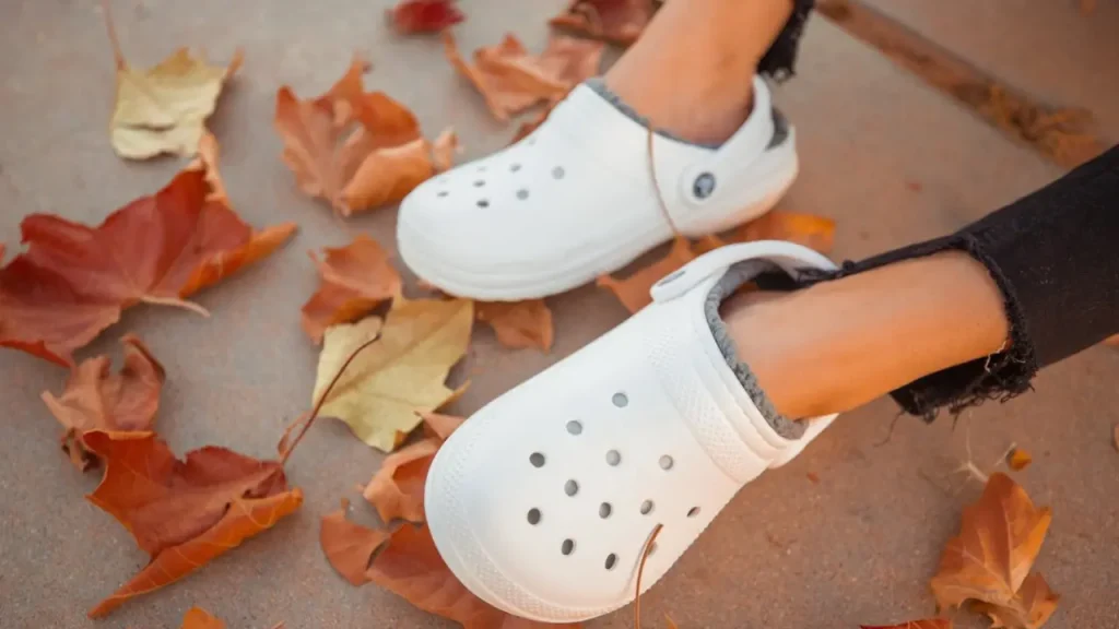 Are Crocs Good For The Winter?