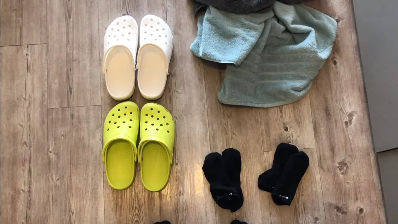 Considerations Before Buying Crocs-Friendly Socks